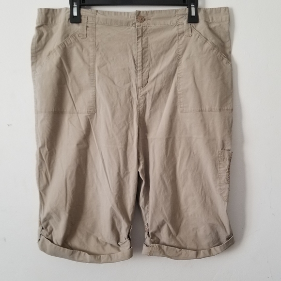 white stag capris plus size